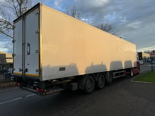 TECNOKAR N/A 2014 - CARRIER VECTOR 1550 3X SAF AXLE image 3