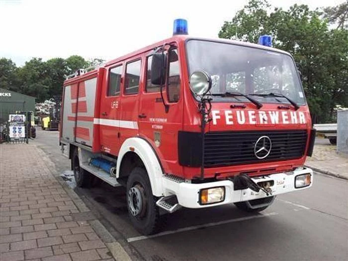 Mercedes-Benz 1019 AF 36 1982 afbeelding 1