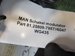 MAN - 81.25809-7957 SCHAKEL MODULATOR afbeelding 2 miniatuur