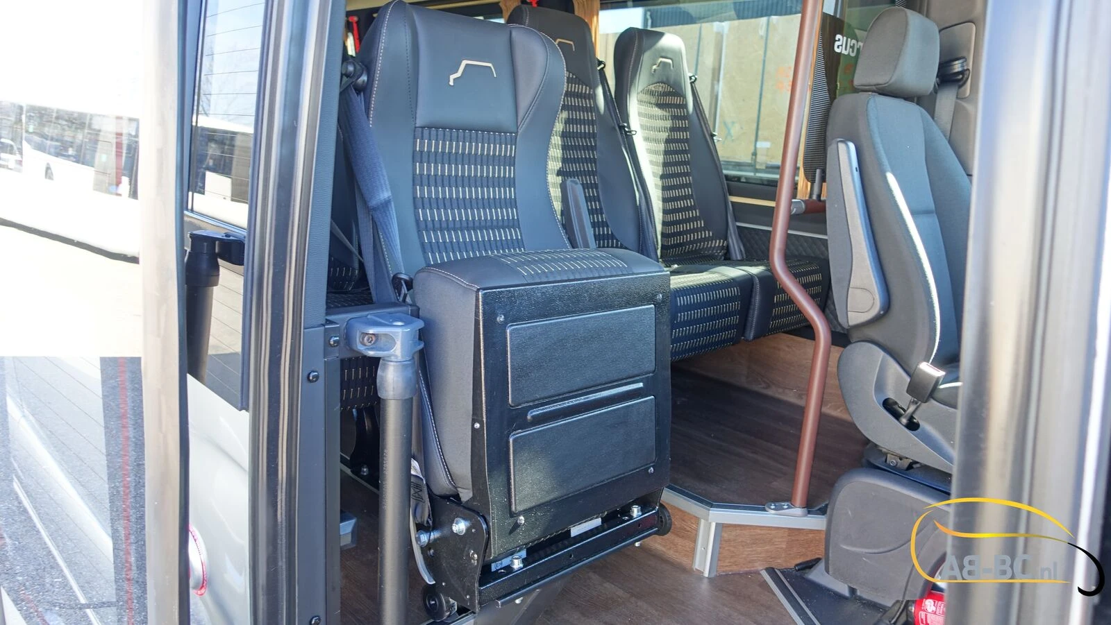 Mercedes-Benz Sprinter 2026 - NEW 519 CDI - 24 Seats EURO 6 zdjęcie 45