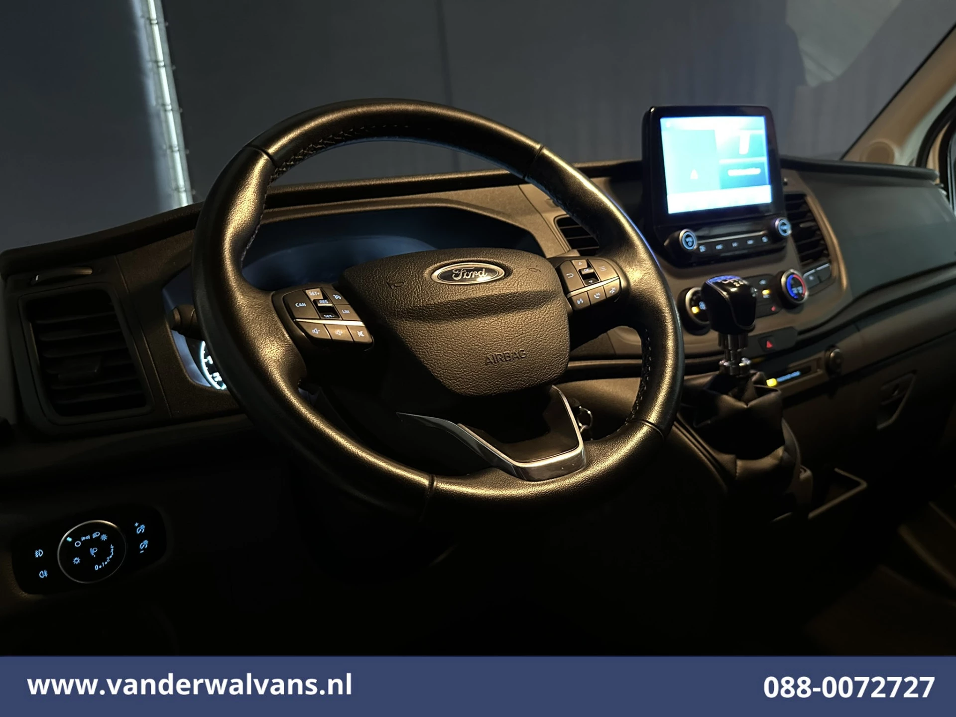 Ford Transit 2021 - 2.0 TDCI 130pk L3H2 Euro6 Airco | Camera | Navigatie | Apple Carplay | Cruisecontrol | Stoelverwarming obrázek 15