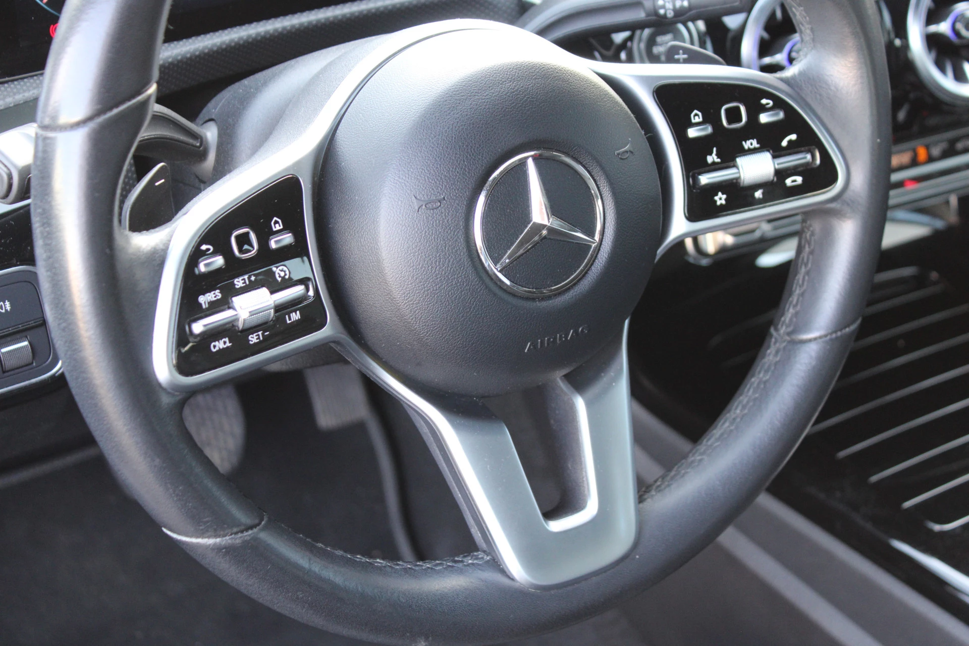 Mercedes-Benz CLA 2022 - Shooting Brake 250e AUT8 Luxury Limited LEDER SFEER NAVI CAMERA 18'' obrázek 17