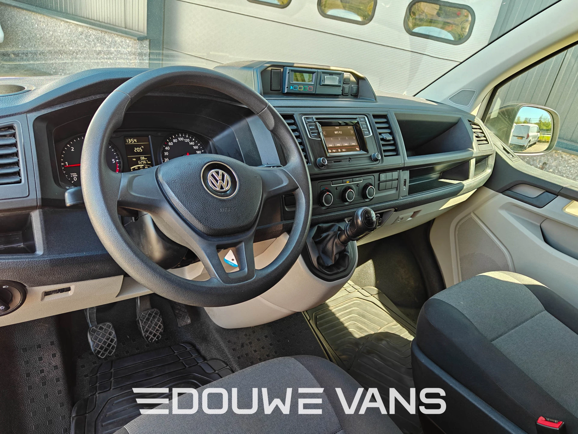 Volkswagen Transporter 2019 - 2.0 T6 L2 H1 Airco Bluetooth MARGE Bild 8