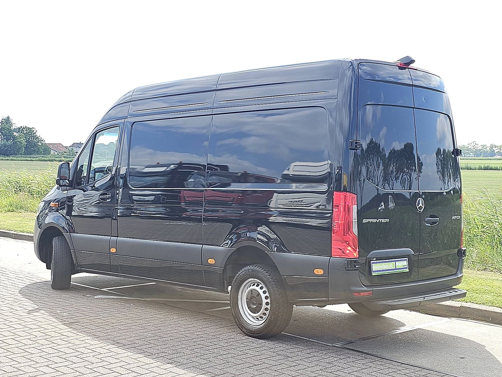 Mercedes-Benz Sprinter 2024 - 317 obrázek 6