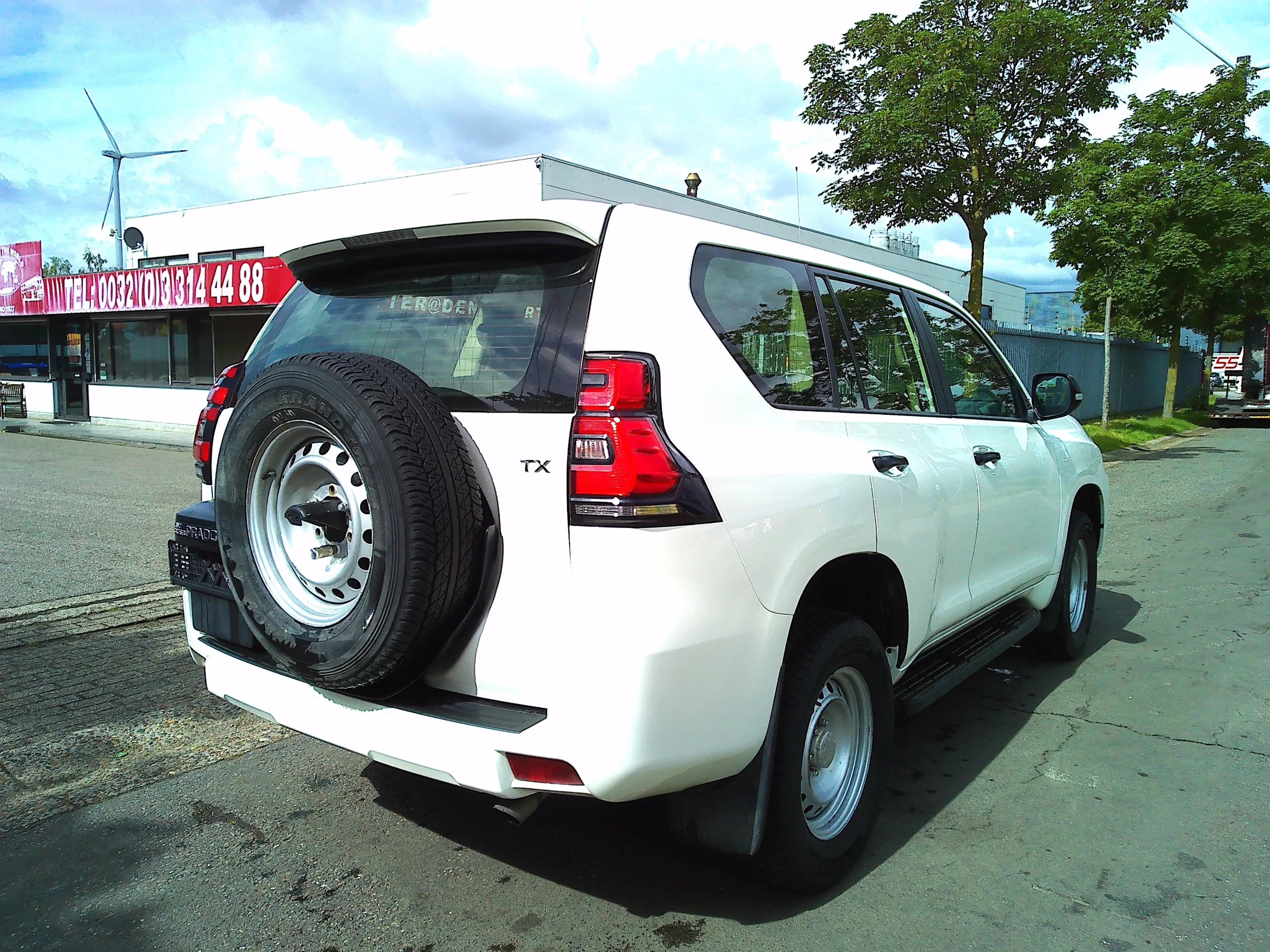 Toyota Land Cruiser 2021 - 2.8 L 4X4 T1 EXPORT afbeelding 6