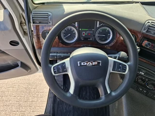 DAF CF 410 2015 - / 8X4 / DEB / FULL-STEEL / 2XBIG AXLE / HYVA 22 TON HOOKLIFT / TUV:29-12-2026 / 372783 KM / MANUAL / EURO-6 / 2015 zdjecie 24