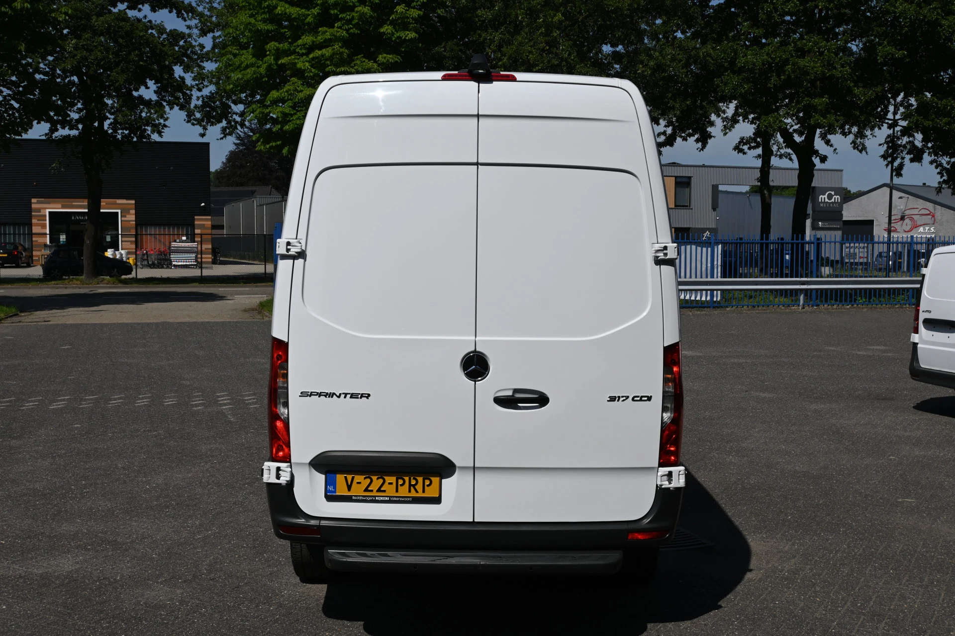 Mercedes-Benz Sprinter 2024 - 317 CDI L2H2 Pro obrázek 12