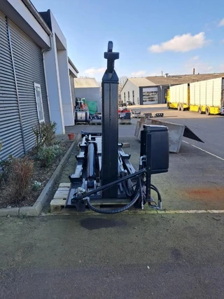 Hiab Optima 25 ton 2022 image 1 miniature