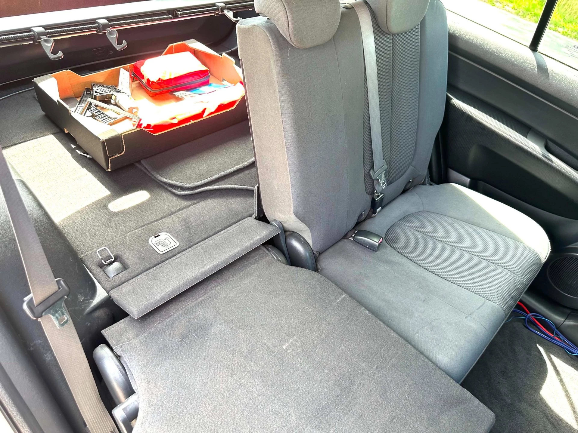 Kia Carens 2007 - 2.0 CVVT X-ecutive Automaat 144 PK Benzine afbeelding 60