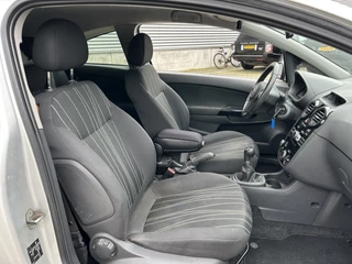 Opel Corsa 2010 - 1.2-16V / 111 Edition imagen 7