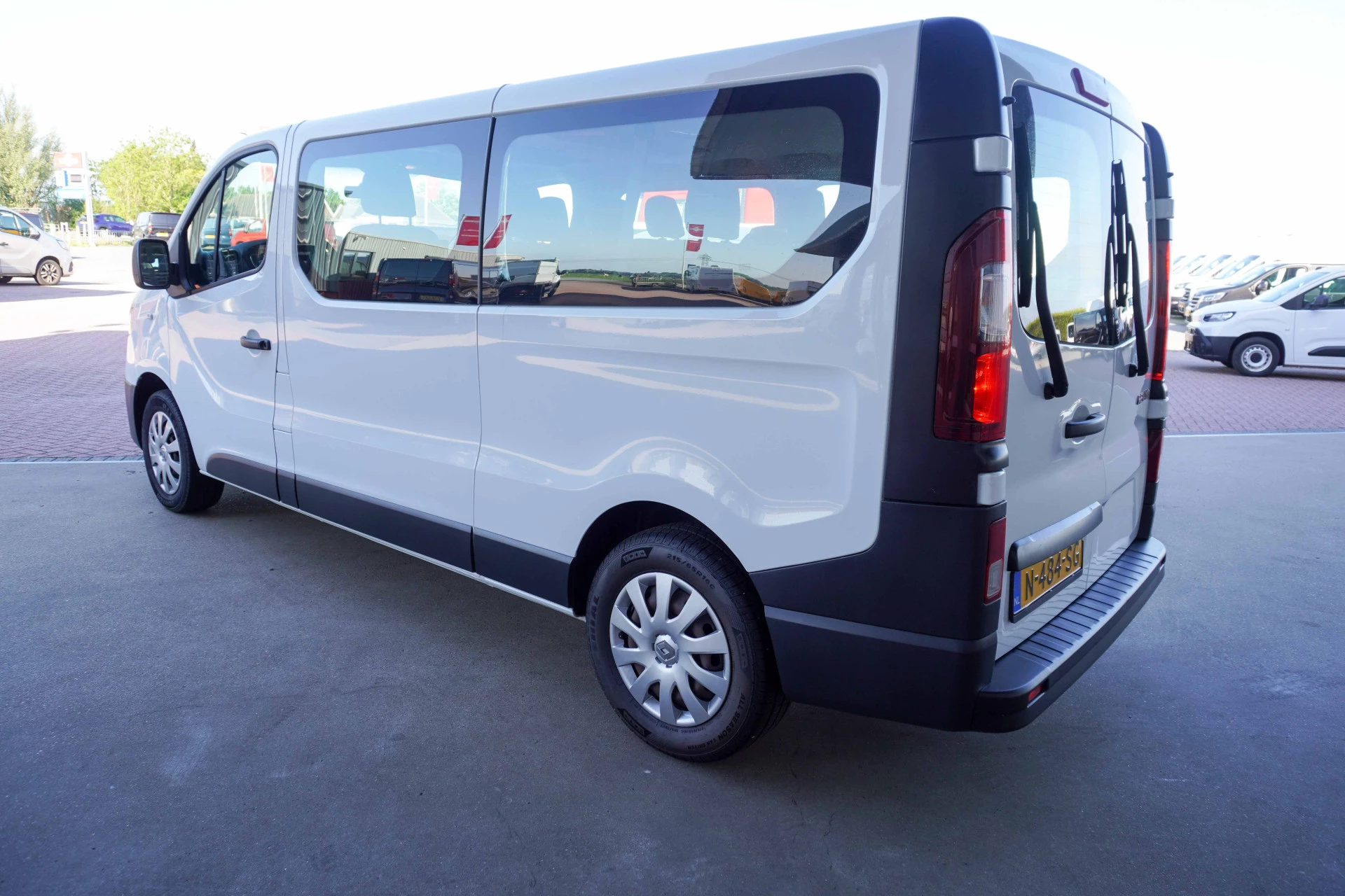 Renault Trafic 2020 - Passenger 2.0 dCi 120PK Grand Life 9 Persoons obrázek 6