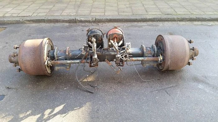 Axles TRAILER image 1