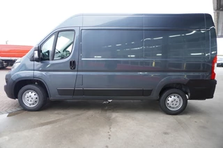 Opel Movano 2023 - 2.2D 140PK L2H2 3.5t imagen 8