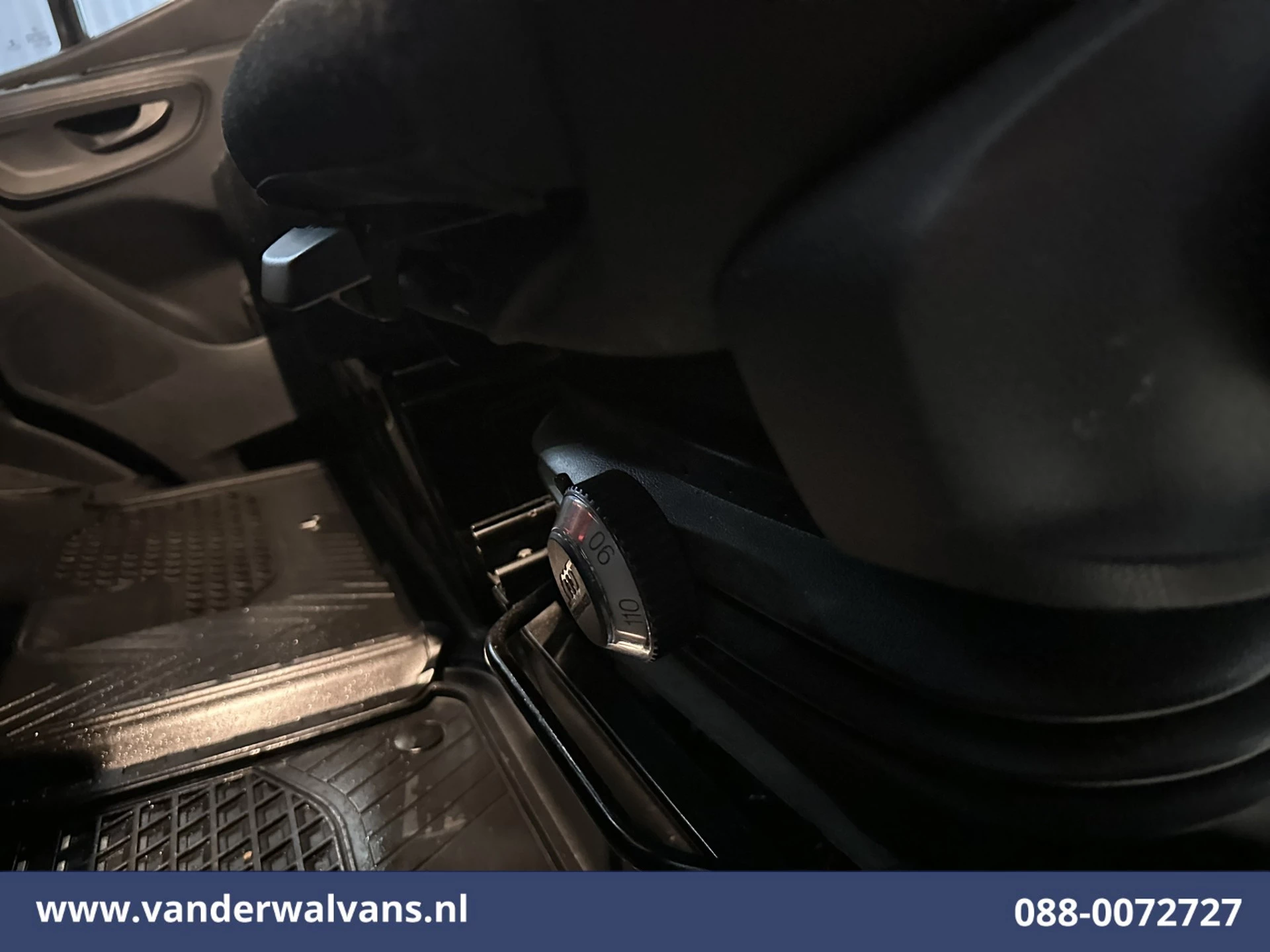 Mercedes-Benz Sprinter 2020 - 319 CDI 191pk 3.0L V6 L3H2 Euro6 Airco | Camera | Navigatie | Chauffeursstoel | Apple Carplay immagine 7