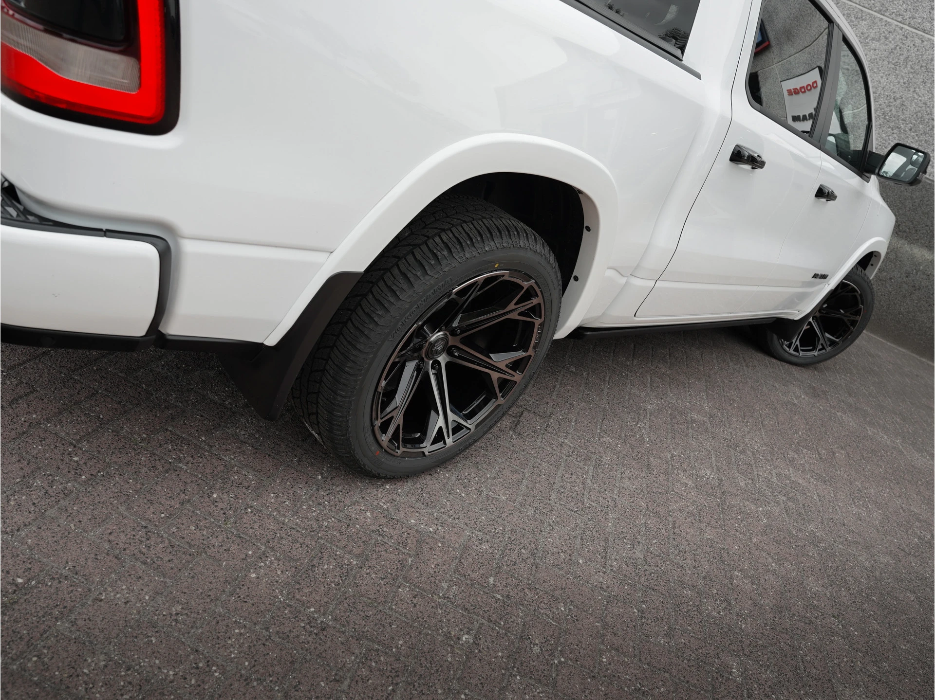Dodge Ram 1500 2024 - 5.7 V8 4x4 Crew Cab Limited Night afbeelding 70
