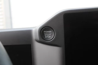 Ford Transit Custom 2026 - 320 2.0 TDCI L2H1 Trend 136pk - INCLUSIEF BPM - 2x Schuifdeur - LED koplampen - Carplay - Android - Camera - Stoelverwarming - 70l tank - Rijklaar image 17