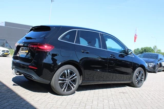Mercedes-Benz B-Class 2023 - 250e Luxury Line WIDESCREEN CAMERA NAVI TREKHAAK <FACELIFT>> image 10