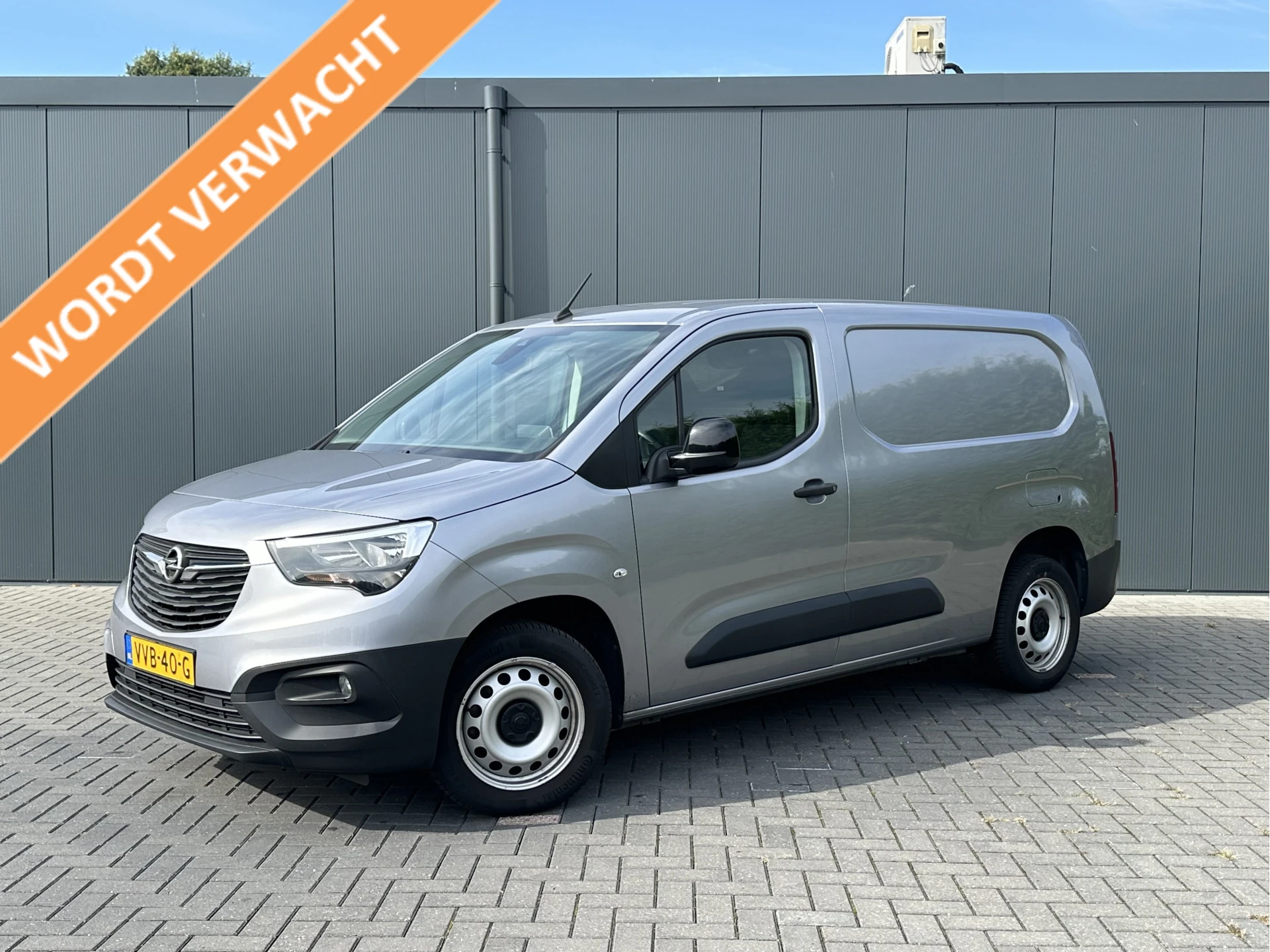 Opel Combo 2023 - 1.5 BlueHDi 130 PK AUTOMAAT / WORDT VERWACHT / L2H1 / 1e EIG. / STUURVERW. / CRUISE / AIRCO / APPLE CARPLAY / ANDROID AUTO image 1