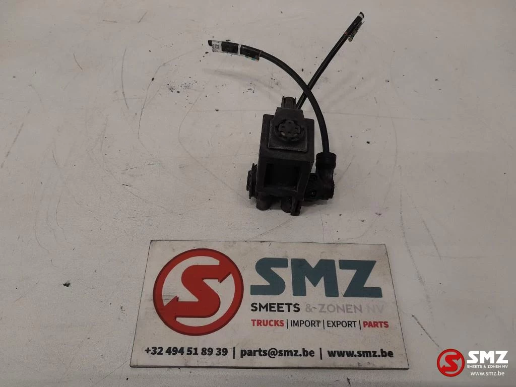 Volvo 2015 - Occ magneetklep Volvo afbeelding 1