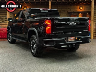 Chevrolet Silverado 2024 - ZR2 obrazek 6