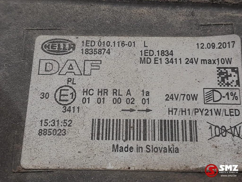 DAF 2017 - Occ koplamp links DAF zdjęcie 3