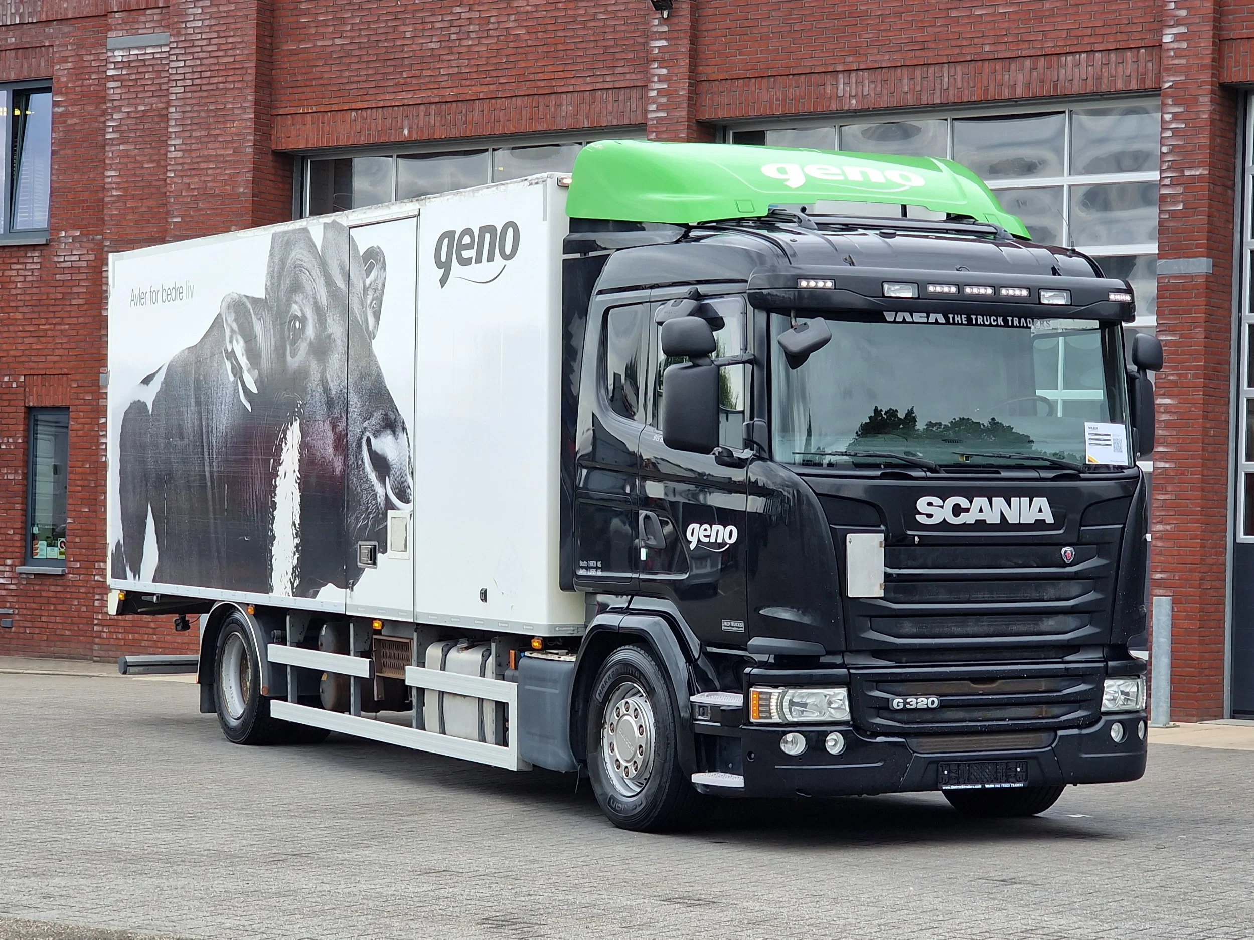 Scania G 2015 - G320 4x2 - Bussbygg box - Full air - Euro 6 - Navi - Fridge afbeelding 1
