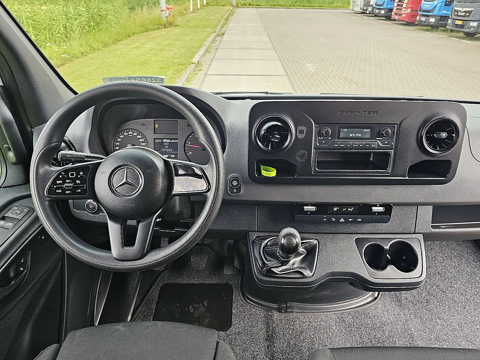 Mercedes-Benz Sprinter 2022 - 315 image 8