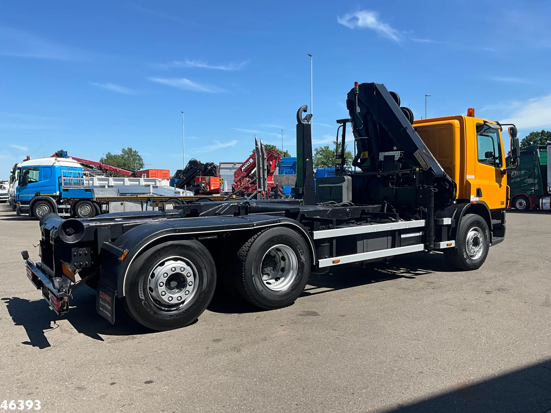 DAF 75 CF 360 HMF 16 Tonmeter laadkraan Just 124.613 km! 2003 изображение 5