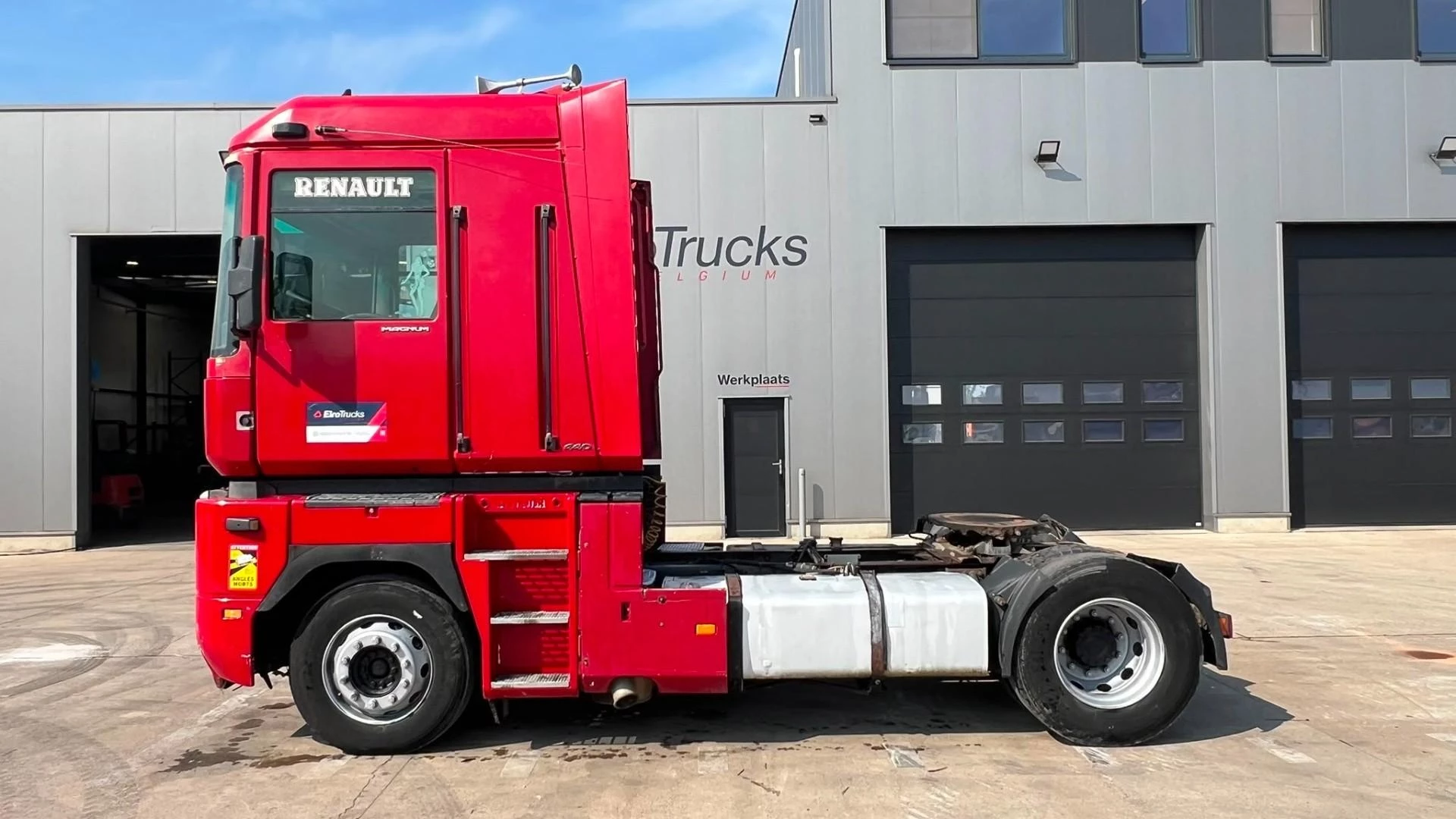 Renault AE 440 Magnum E-tech 2002 imagen 8