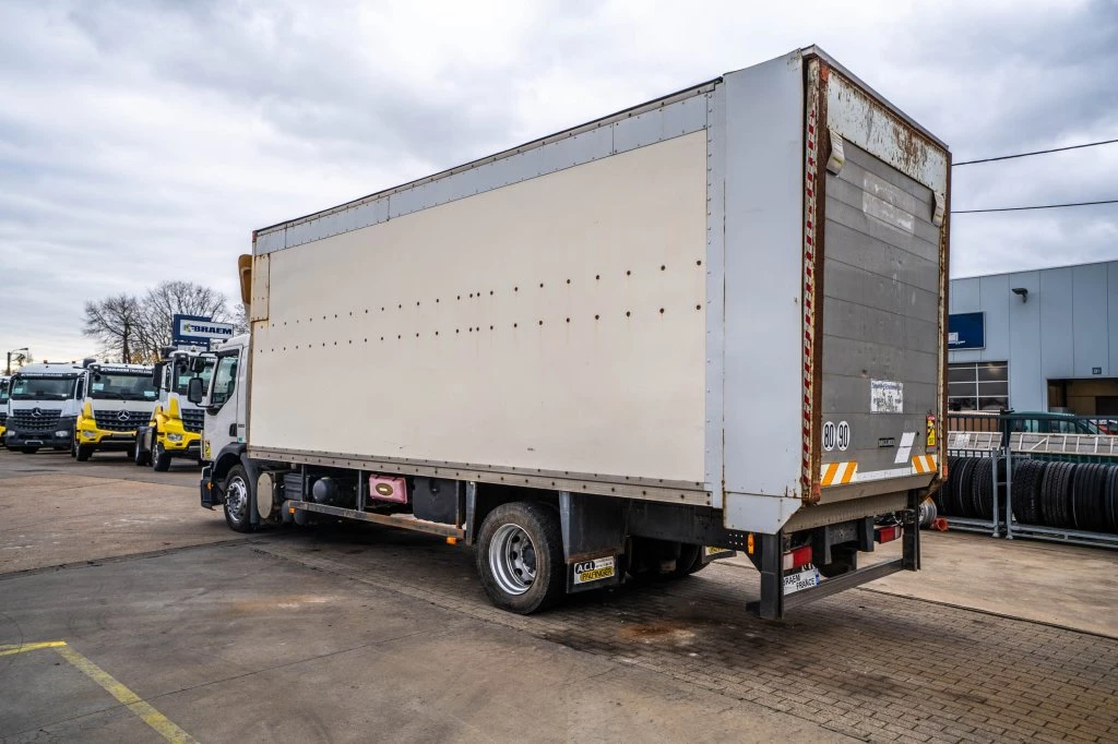 Volvo 2008 - FE 280 image 8