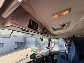 Volvo FH 2006 - 440 6x2 30T VDL Haakarm APK 10-2026 image 18