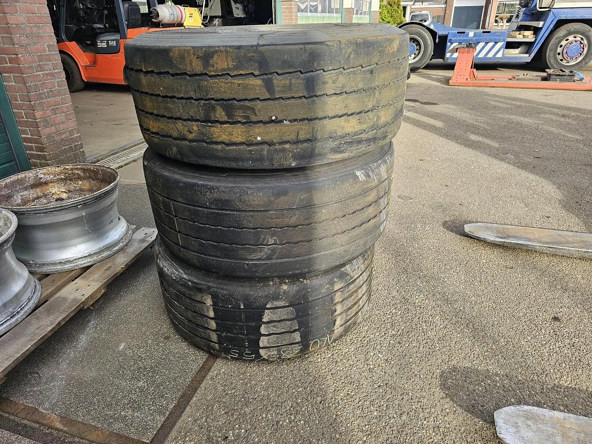 HANKOOK TH 22 -385/55 R 22.5 - ALCOA RIM 2015 Bild 4