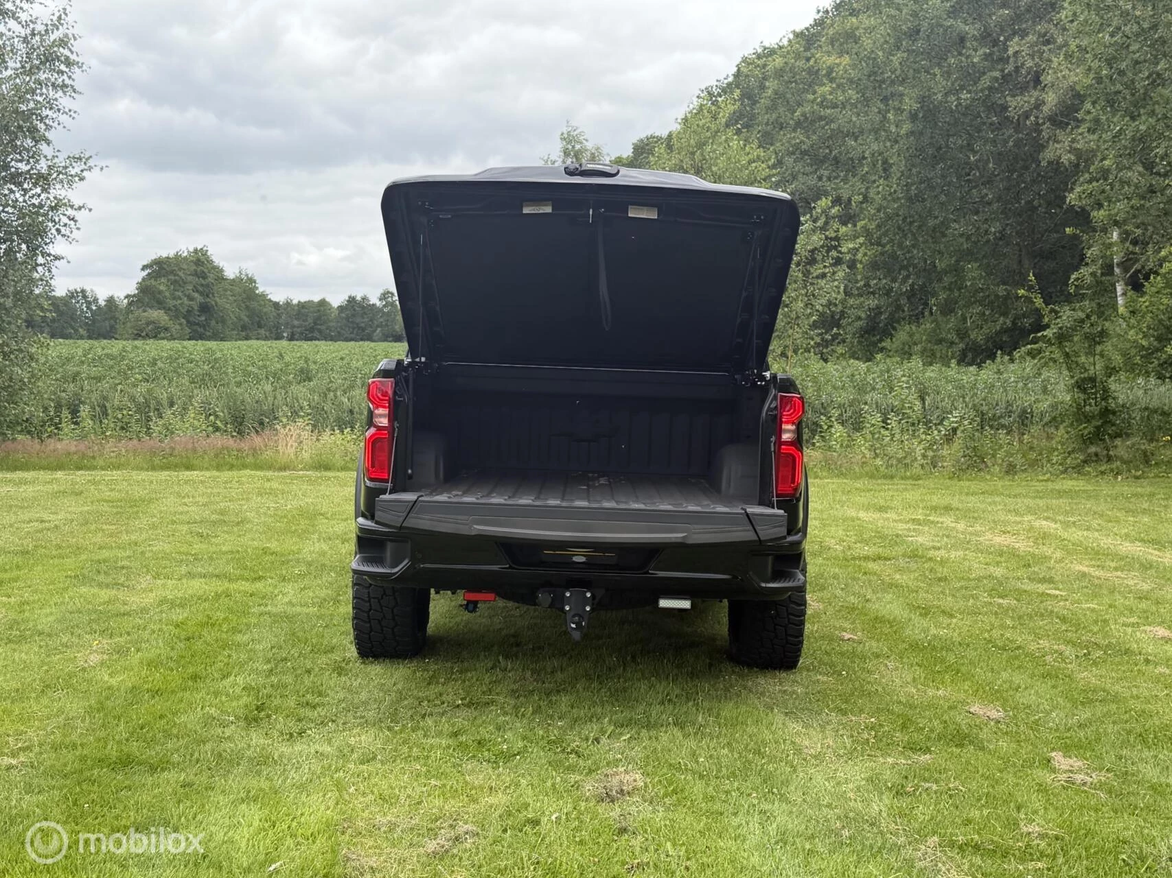 Chevrolet Silverado 2024 - USA ZR2 6.2 V8 image 10