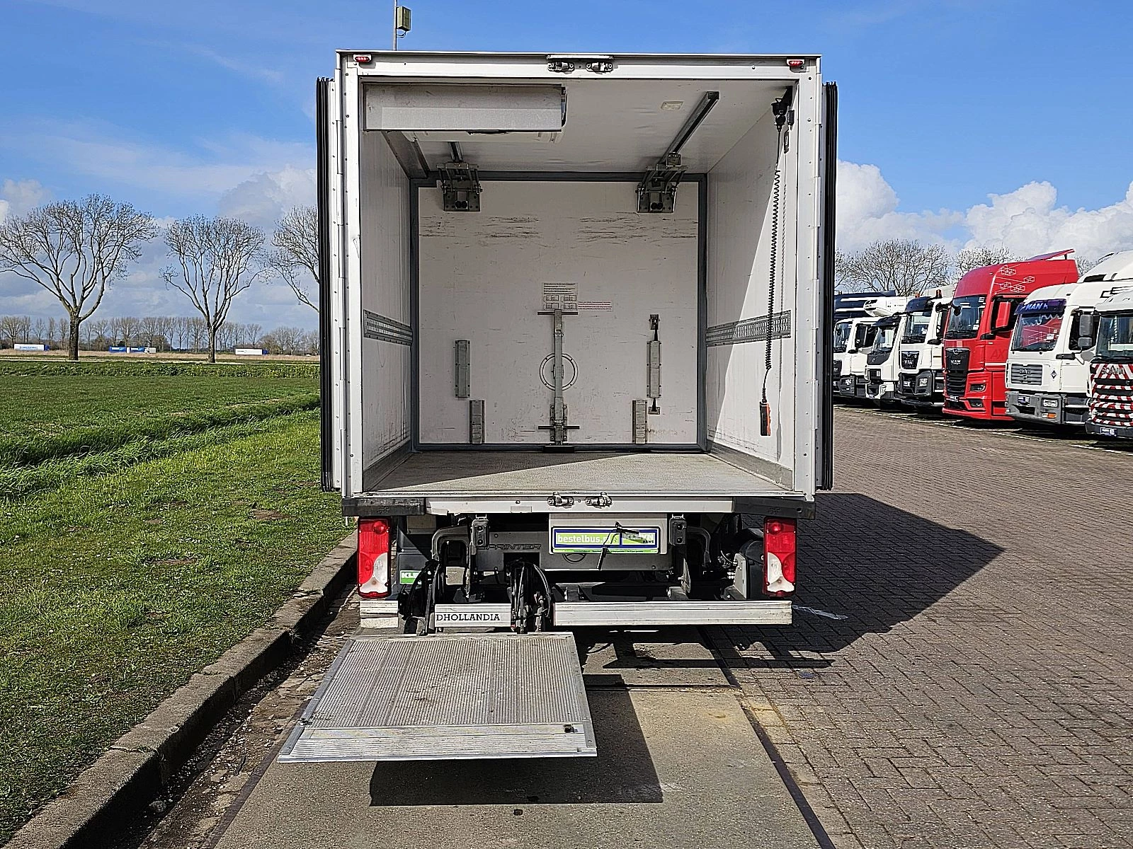 Mercedes-Benz Sprinter 2022 - 315 Bild 12