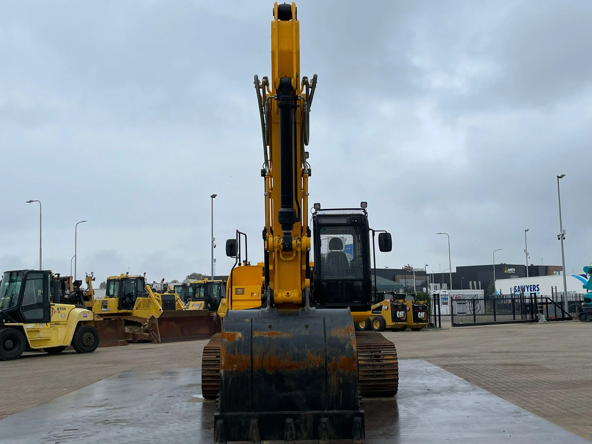 JCB 205 Hydraulic Excavator - Export Model 2025 obrázek 8