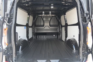 Ford E-Transit Custom 2026 - 340 L2H1 Sport 71 kWh 218pk - ACC - B&O - Navi - Stoel/Stuurverwarming - 360 Camera - Blindspot - Rijklaar obrazek 19