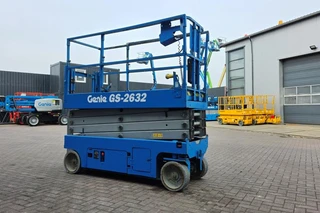 Genie 2013 - GS2632 Electric, 10m Working Height, Non Marking T immagine 2 miniatura