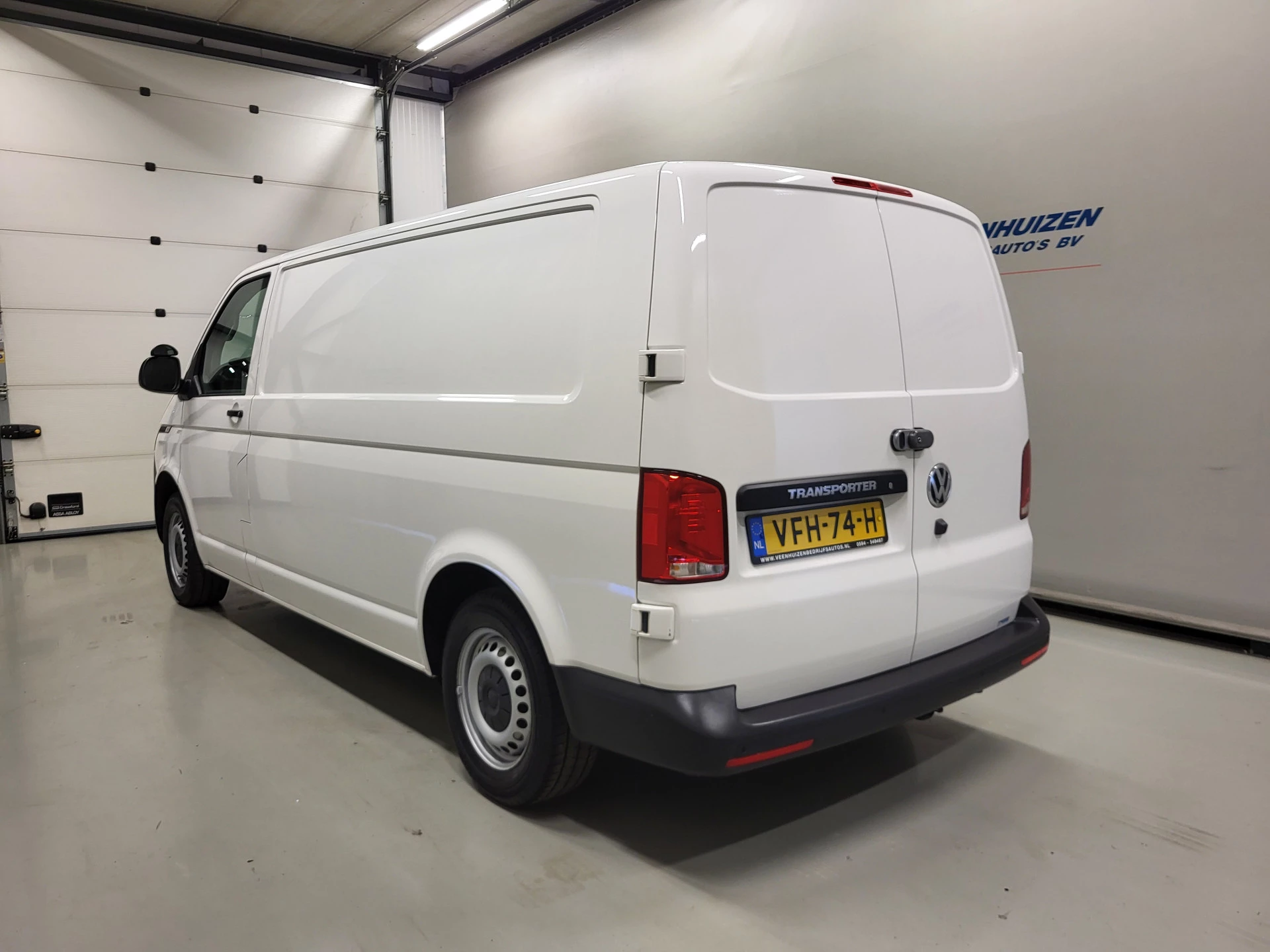Volkswagen Transporter 2020 - 2.0TDI L2/H1 Sortimo Inrichting Euro 6! Bild 16