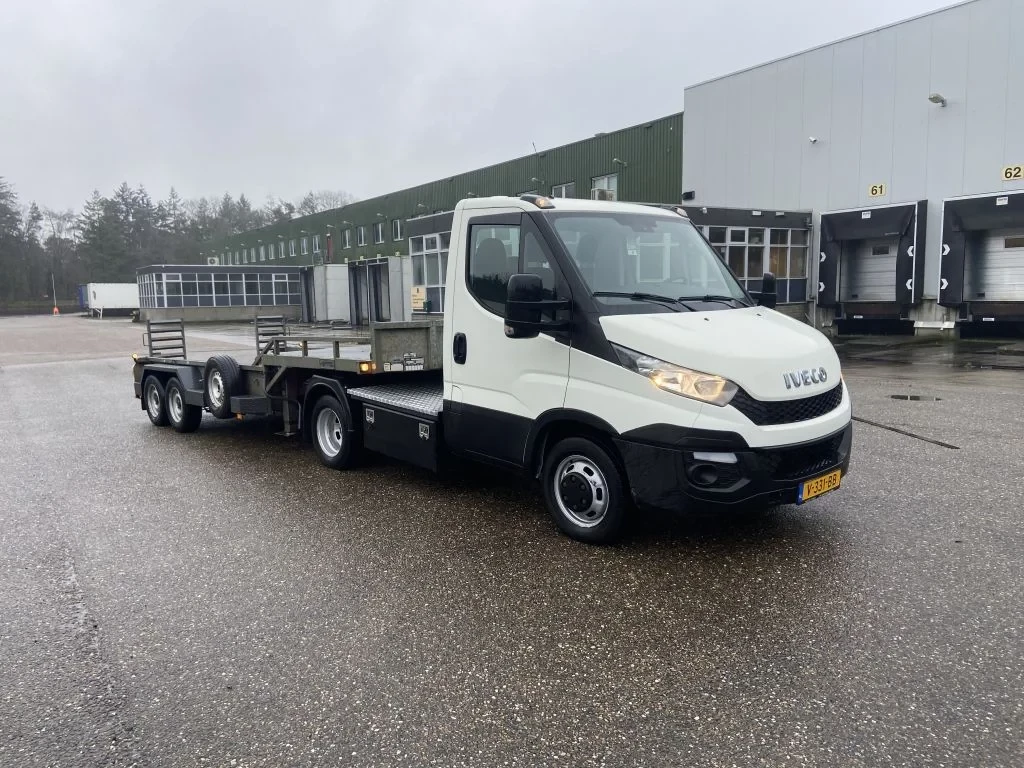 Iveco 2022 - de grootste vooraad van Europa BE trekkers en be oplegger Bild 7