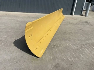 Cat N/A 2026 - 12G Moldboard obrazek 3