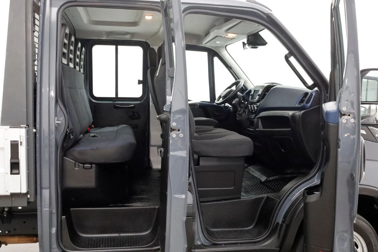 Iveco Daily 2022 - 35C18 3.0 180pk HiMatic Automaat D.C. Open Laadbak L412cm Trekhaak 3500kg 09-2022 obrázek 3