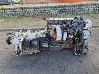 Cummins ISB6.7E5250B 2010 imagem 1 miniatura