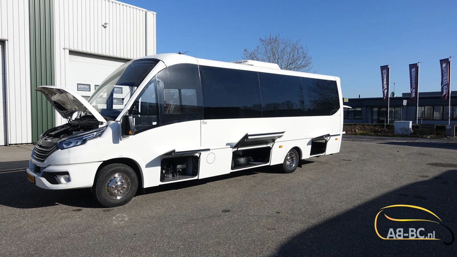Iveco Rosero First Busworld Edition 31 Seats EURO 6 2026 afbeelding 21