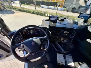 Scania R 2014 - R450 / RETARDER / ISOLATED GERMAN FLOWER COMBI / THROUGH-LOADING SYSTEM/ 2XPLATFORM 2TON / LIFT+LENKACHSE / PARKAIRCO / LWDS / EURO-6 / 2014 immagine 34