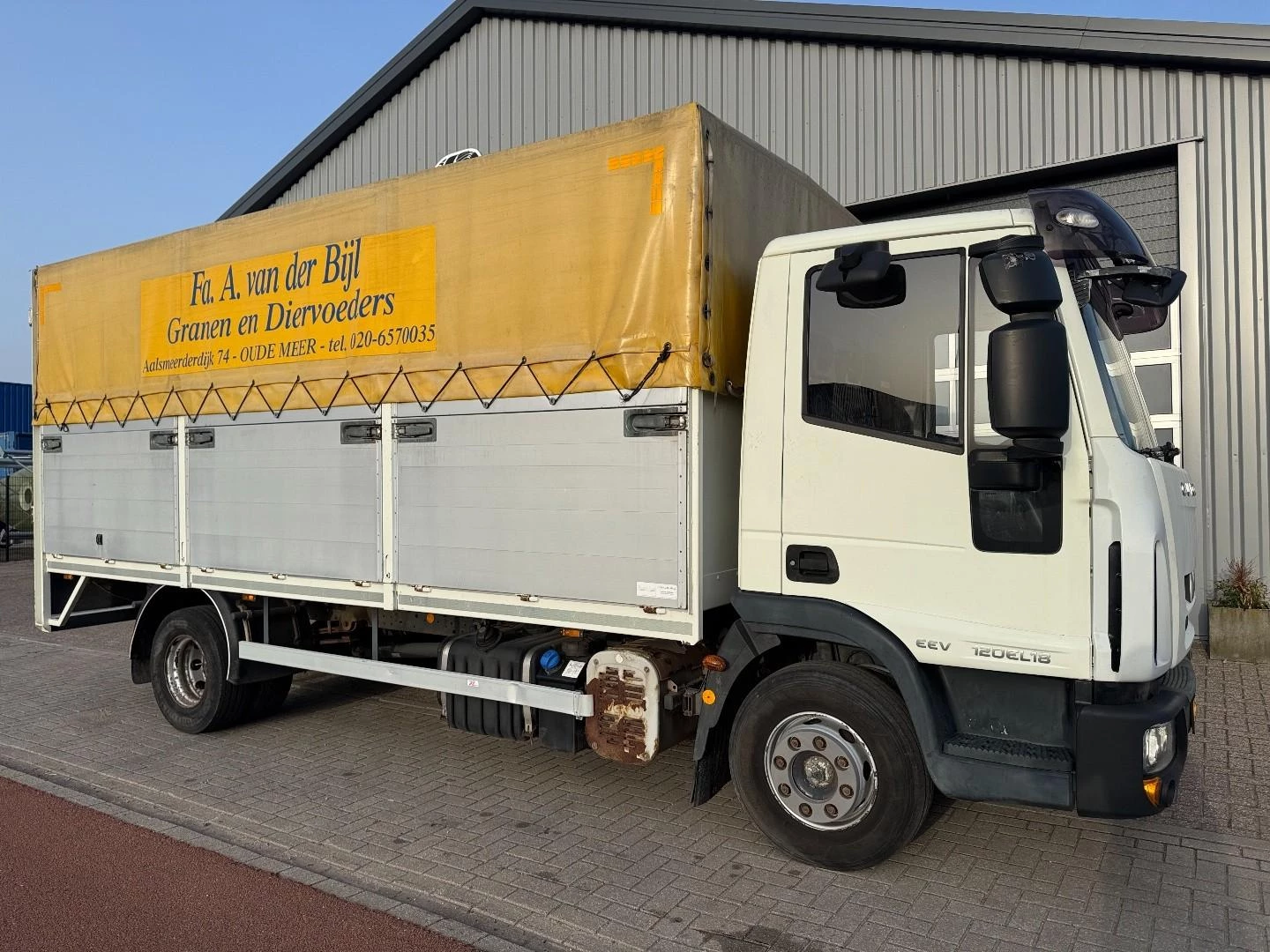 Iveco Eurocargo 2010 - ML120EL18 EURO 5 EEV, Steel suspension imagem 2