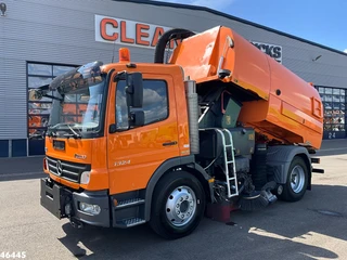 Mercedes-Benz Atego 2009 - 1324 Johnston VT 650 Just 131.138 km! te koop