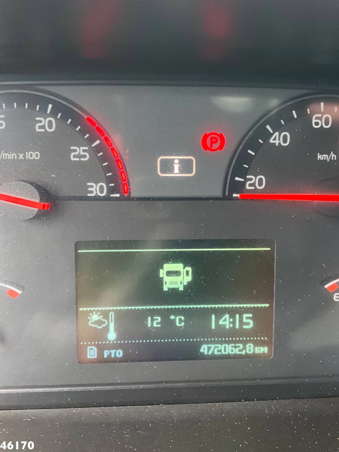 Volvo FH 2012 - 420 8x4 HMF 22 Tonmeter laadkraan image 23