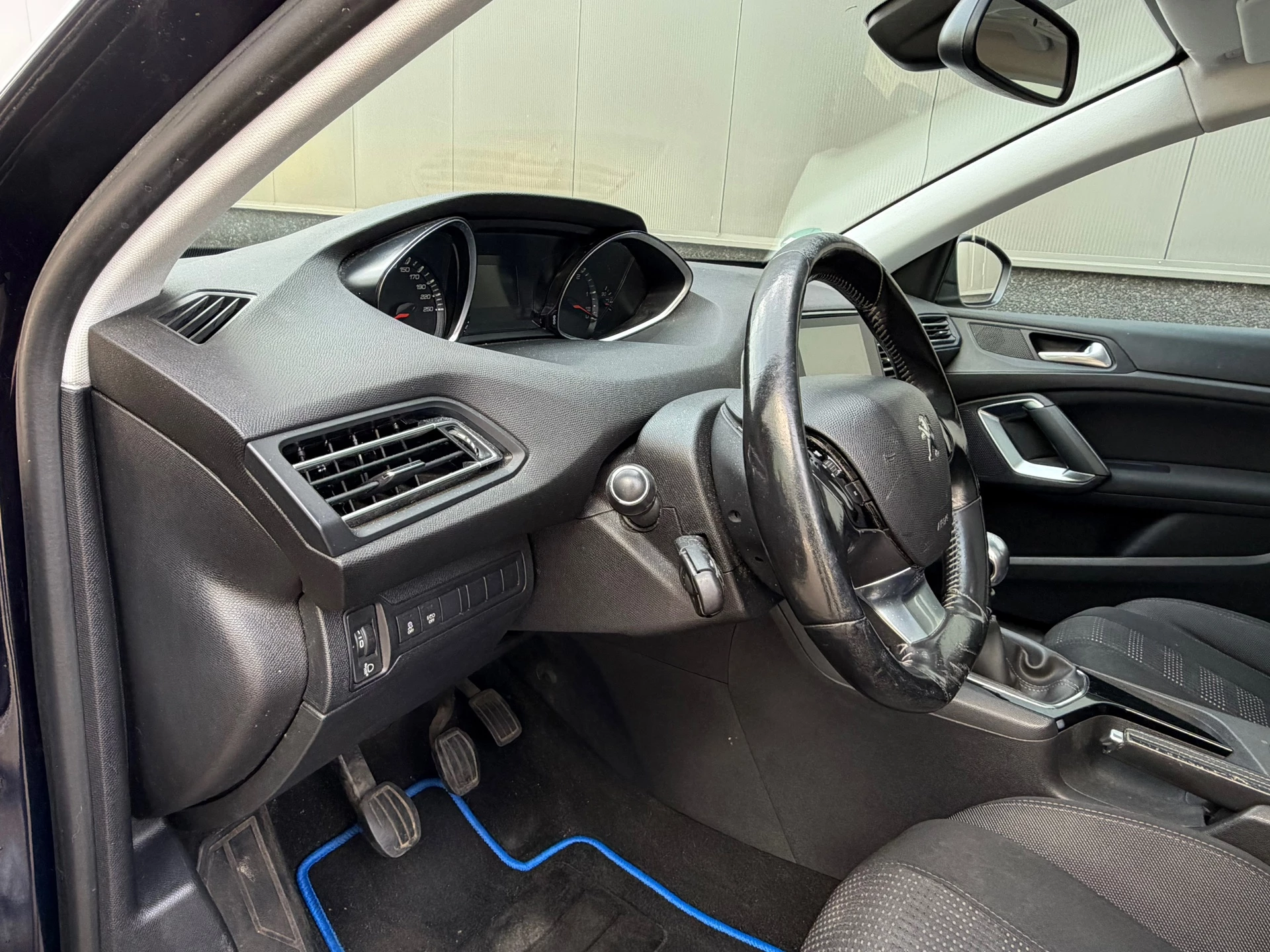 Peugeot 308 2015 - SW 1.6 BlueHDI Blue Lease Executive Pack bj.2015 Cam|Navi|Trekh|Pano|Nap. imagem 16