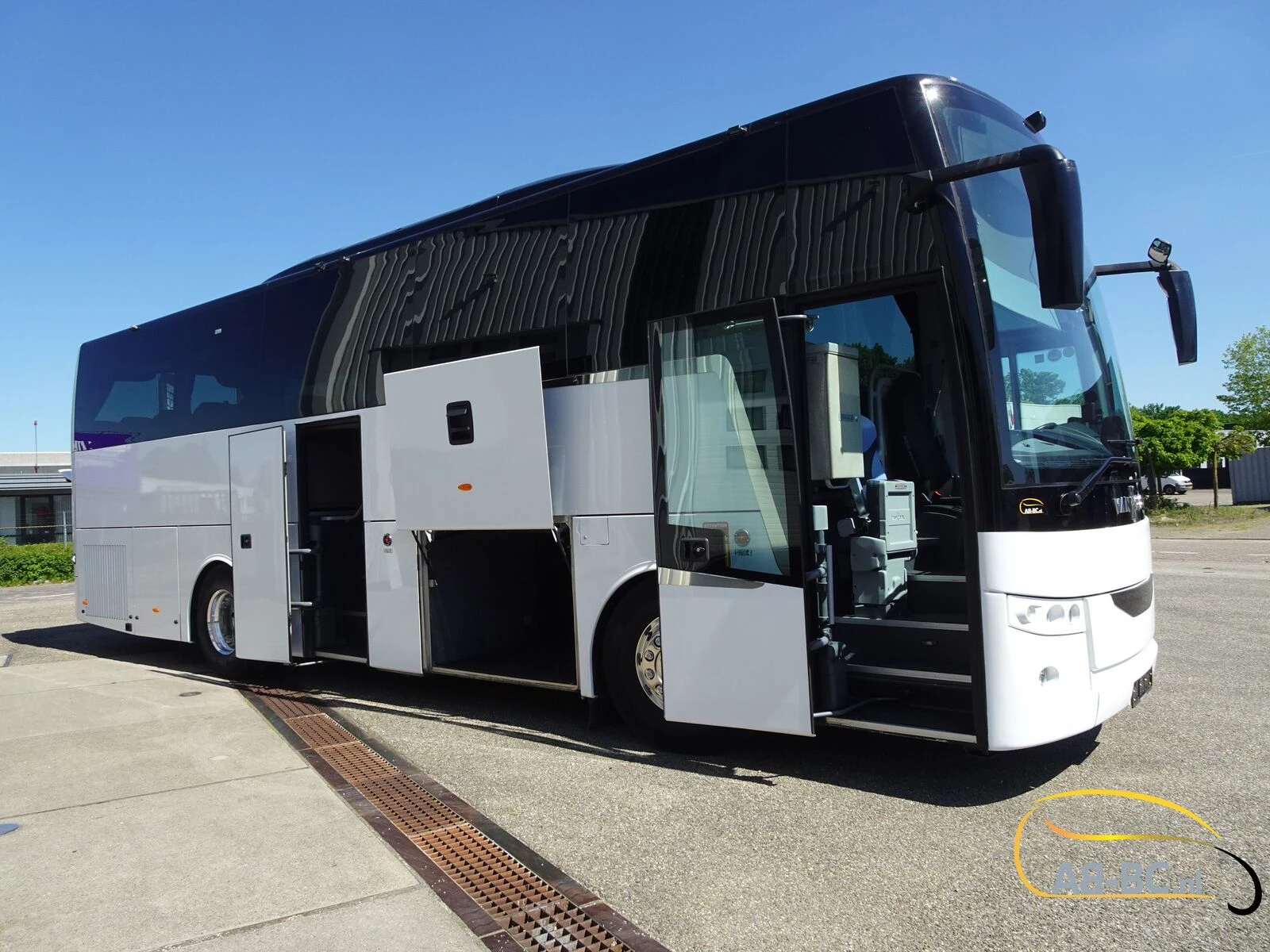 Van Hool EX11 High 45 Seats EURO 6 - 10 mtr 2022 изображение 6