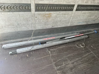 Schmitz Cargobull N/A 2008 - SKO24 / SAF DISC / 2x LIFTAXLE / GALVANIZED / NL-TRAILER / DAMAGED image 13